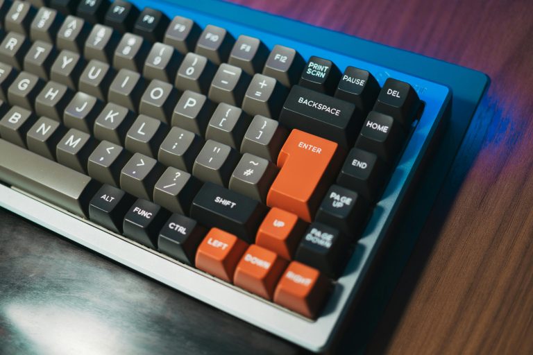 The Ultimate Guide to Gaming Keyboards: Mechanical vs. Membrane